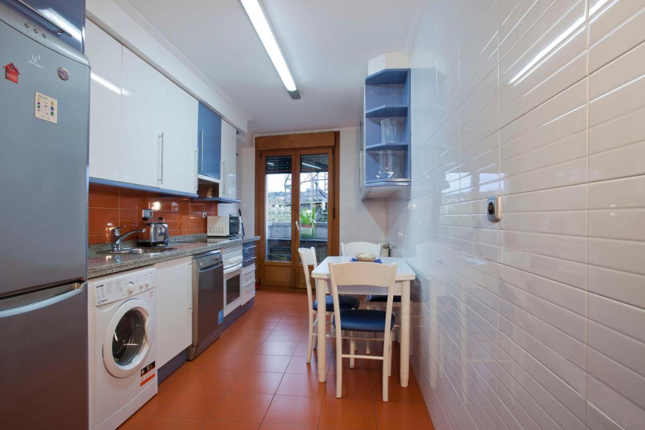 Apartamento De La Casona De Riomera オビエド エクステリア 写真